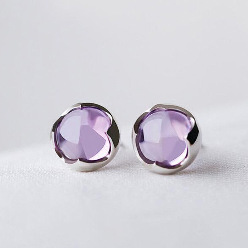 Runde Ohrstecker aus 925er Silber mit facettiertem natürlichen Amethyst in zarter Lila-Farbe – eleganter Schmuck mit Edelsteincharme