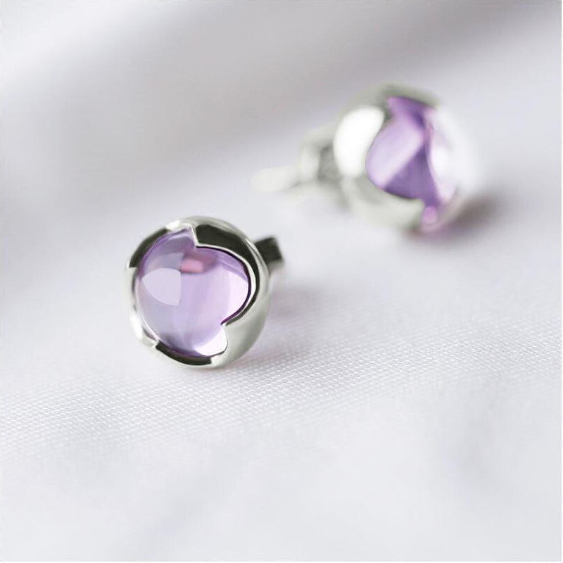 Runde Ohrstecker aus 925er Silber mit facettiertem natürlichen Amethyst in zarter Lila-Farbe – eleganter Schmuck mit Edelsteincharme