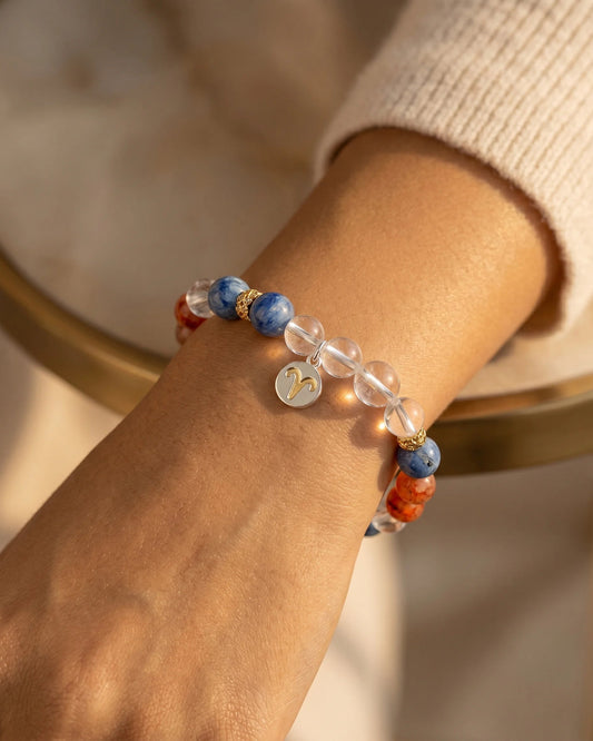 Widder Sternzeichen Armband mit Natursteinen am Handgelenk