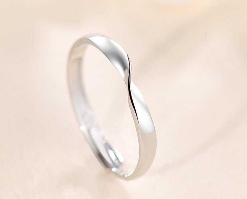 Möbius Liebe – S999 Feinsilber - Partnerring mit symbolischer Drehung (verstellbar) - AuraGleam