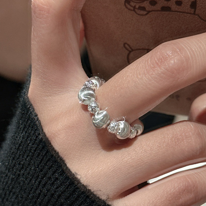 Elastischer S925 Silberring mit strukturierten matten Silberperlen im Cat-Eye-Design, handgefertigter minimalistischer Schmuck