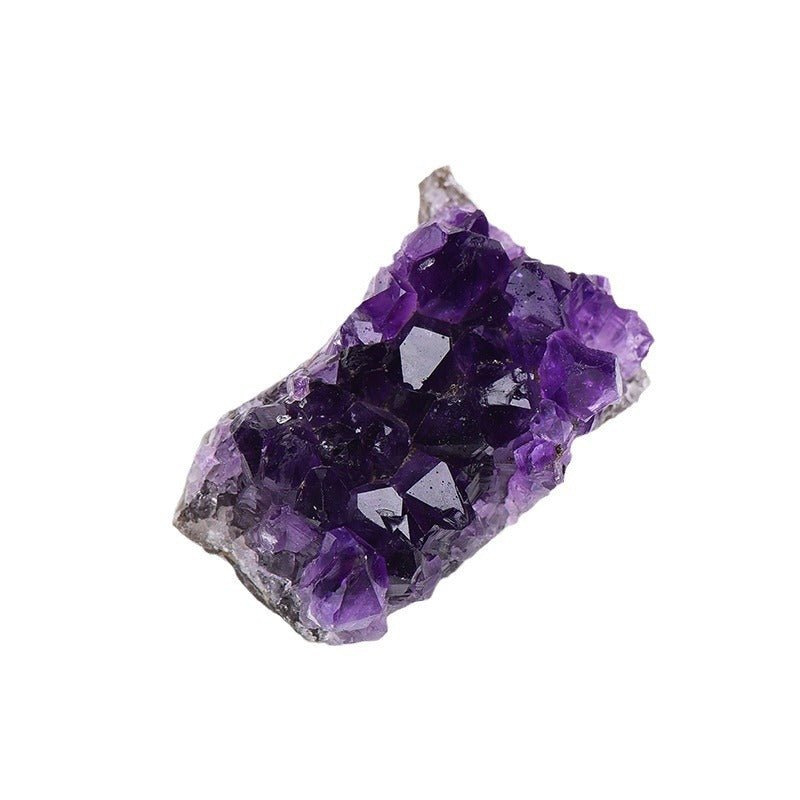 Amethyst als Beispiel für die traditionelle Bedeutung von Natursteinen und Kristallen