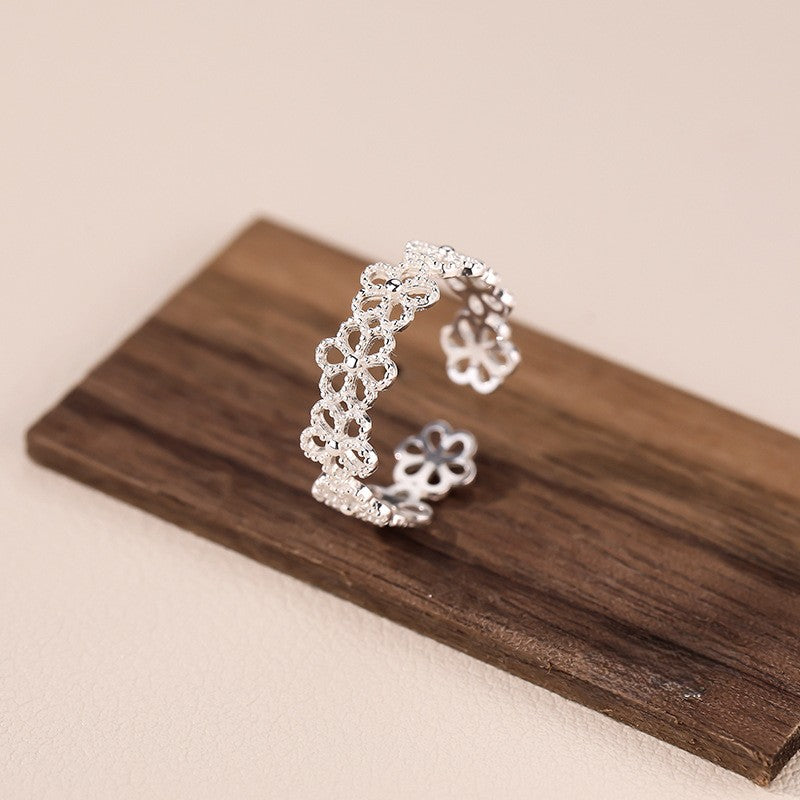 925 Silber Blüten-Spitzenring – eleganter, verstellbarer Damenring aus Sterling Silber im floralen Spitzen-Design