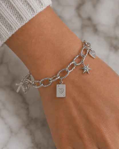 Silberner Anhänger aus reinem Titanstahl in Form einer Herz-Ass-Spielkarte, verziert mit einem mit Zirkonia-Kristallen besetzten Herz-Motiv, für personalisierbare Armbänder und Ketten