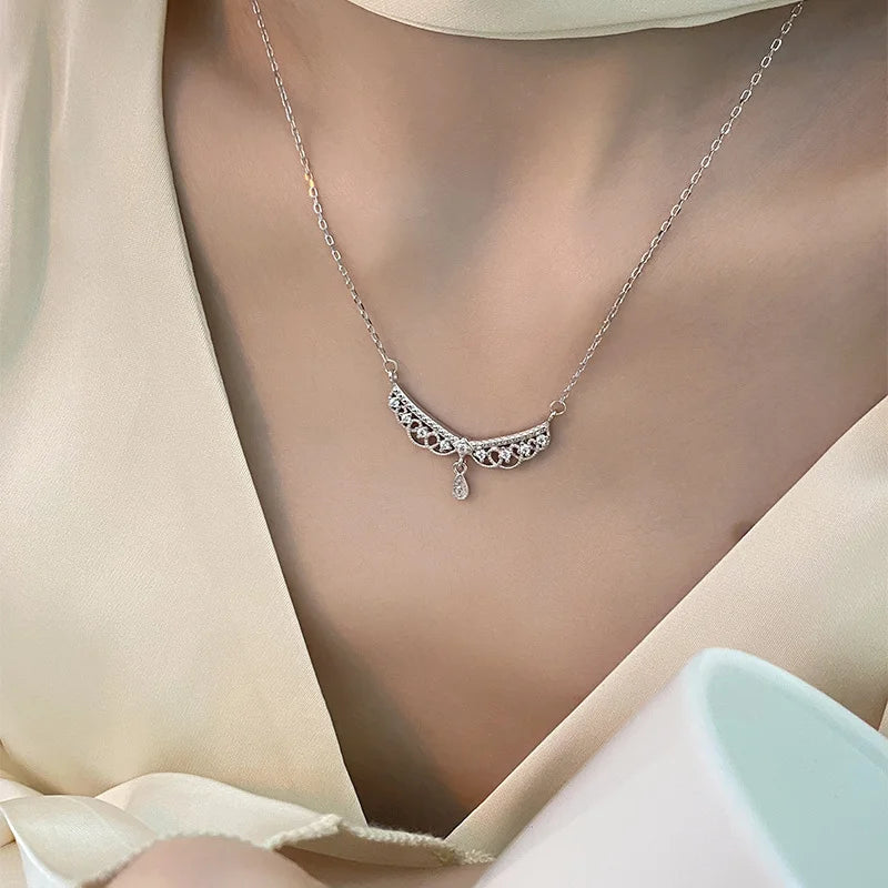 Zarte 925 Sterling Silber Halskette "Bella" mit filigranem Lace-Ornament und funkelnden Zirkonia-Steinen