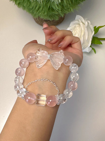 Rosaquarz-Armband mit Flügeldesign – Butterfly-Motiv, Zirkonia und Acrylperlen, verstellbar