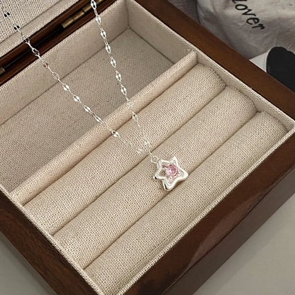 Silberne Halskette "Estelle" aus 925 Silber mit Stern-Anhänger und rosa Zirkonia