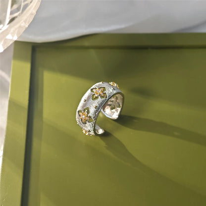 Fleur de Chance – Offenes 18K Vergoldetes Kleeblatt-Ring