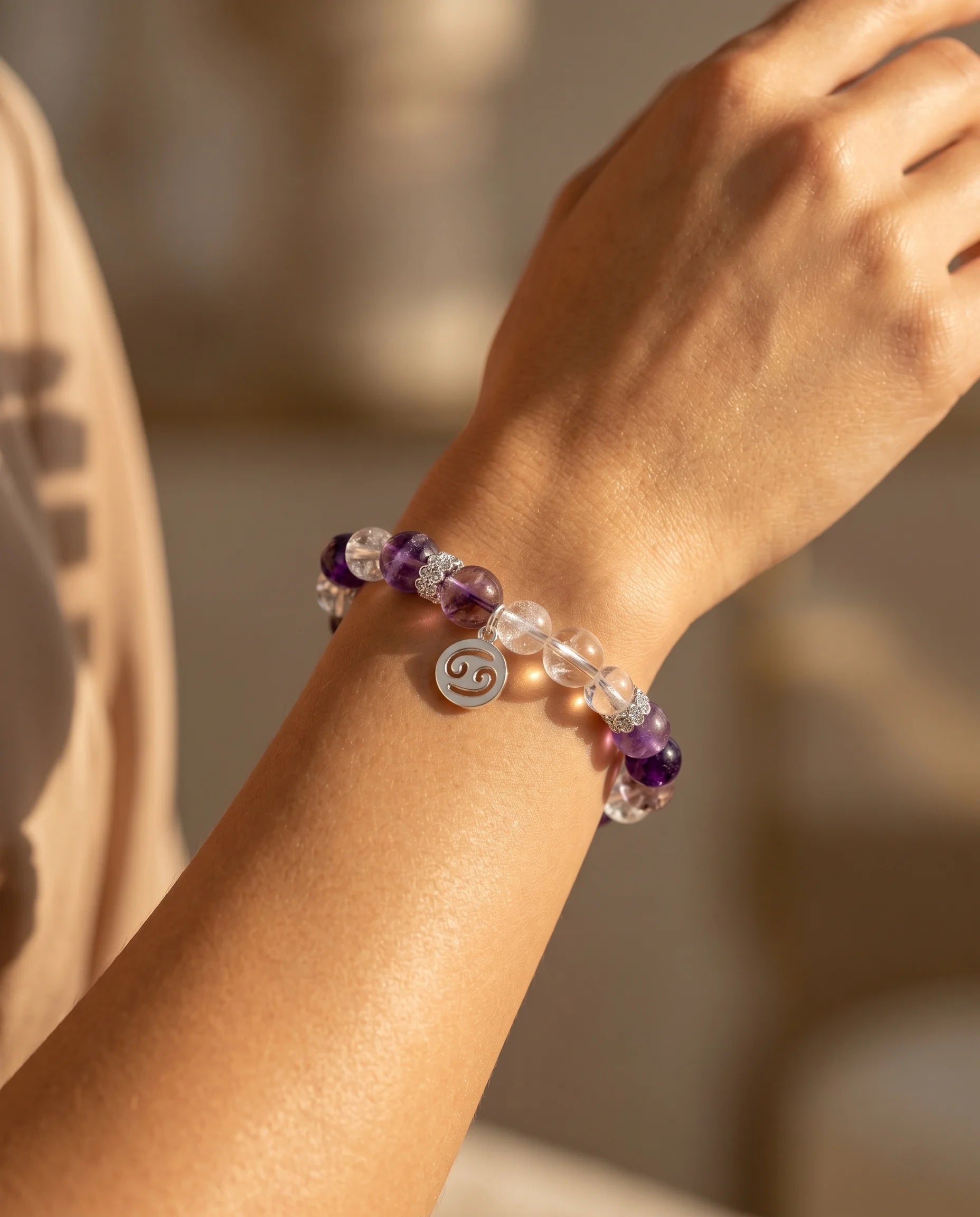 Zodiac Harmony – Armband mit natürlichen Heilsteinen & Sternzeichen - Anhänger aus 925er Silber - AuraGleam