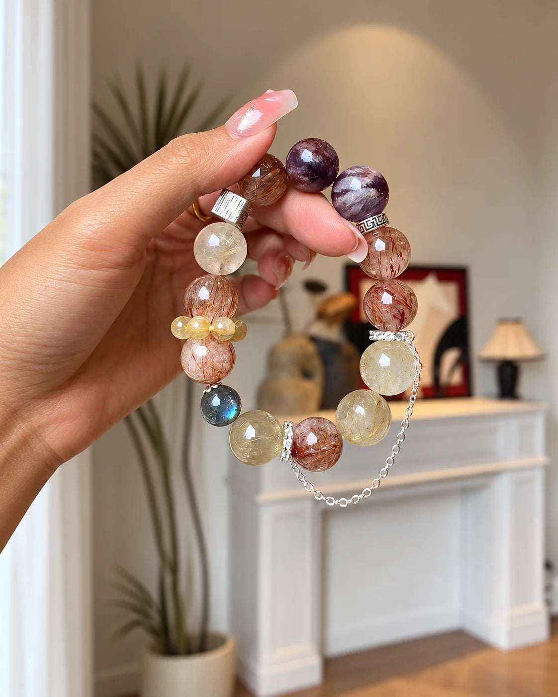Lunar Veil Kristallarmband mit Amethyst Rutilquarz und Mondstein