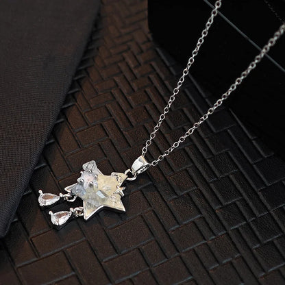 Silberne Halskette "Lyra" aus Titanstahl mit unregelmäßigem Stern-Anhänger in Eis-Optik und Zirkonia-Tropfen