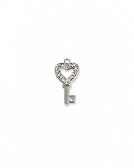 Nora Charm