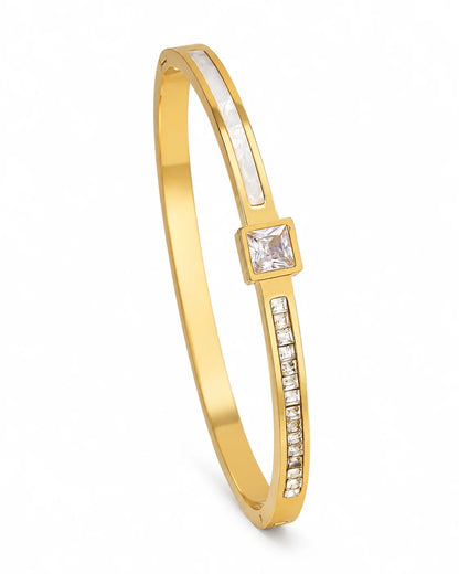 Perlmutt Zirkonia Armreif aus 18K vergoldetem Titanstahl
