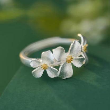 Gardenia Eleganz – S999 Feinsilber - Ring mit filigranen Gardenienblüten (verstellbar) - AuraGleam