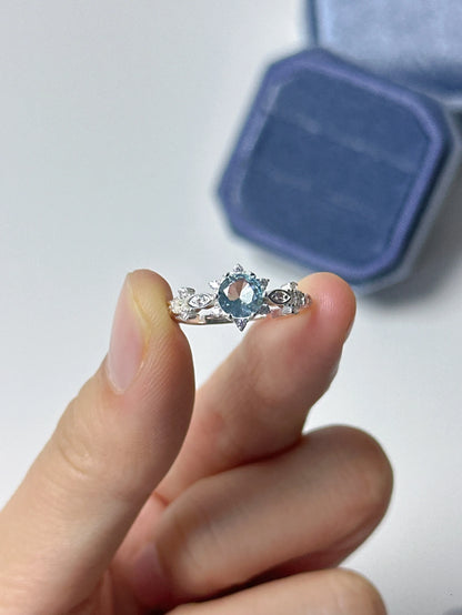 Vintage Ring with Aquamarine