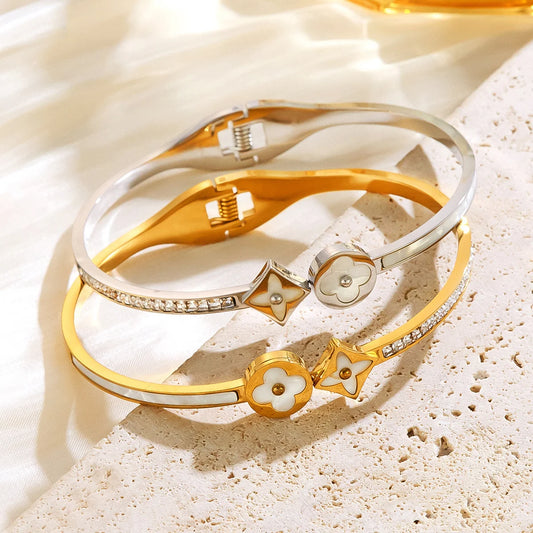 Nora Armreif aus Titanstahl mit weißem Perlmutt-Inlay und Zirkonia-Details