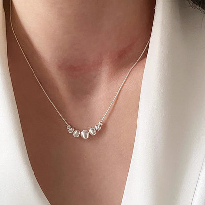 Cat Eye Grace – S925 Silber Schlangenkette mit Glanzperlen - AuraGleam