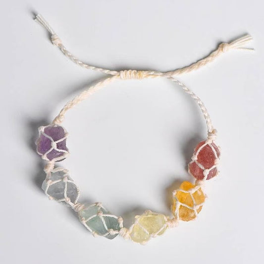 Crystal Candy – Makramee Armband mit Rohsteinen - AuraGleam