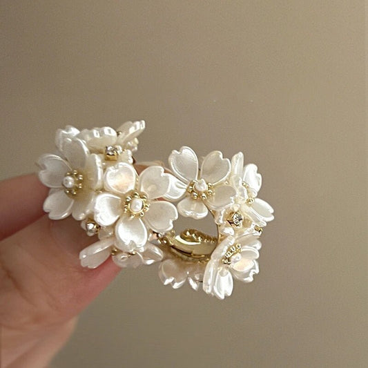 Fleur de Perle – Silberohrringe mit Perlenblüten im französischen Vintage - Stil - AuraGleam