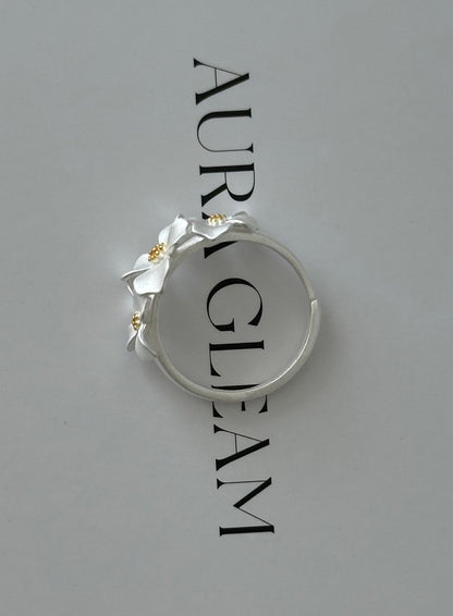 Gardenia Eleganz – S999 Feinsilber - Ring mit filigranen Gardenienblüten (verstellbar) - AuraGleam