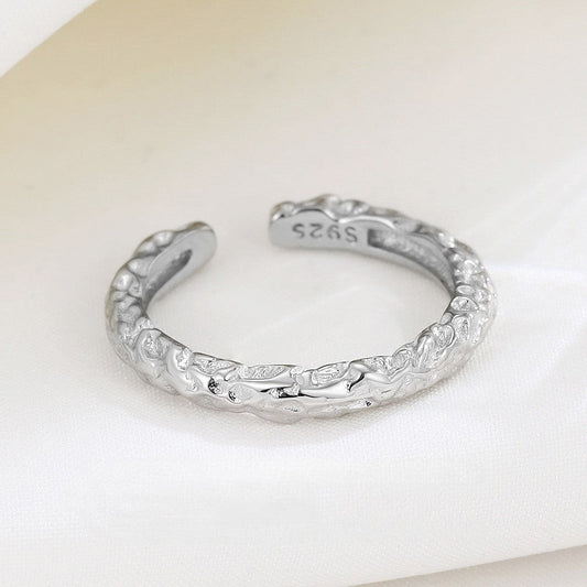 Lava Textur Ring – Offener Damenring aus 925er Silber im unregelmäßigen Design - AuraGleam