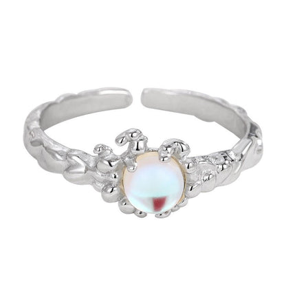 Lunarglanz – Offener Ring aus 925er Silber mit Mondstein & Lava - Struktur - AuraGleam