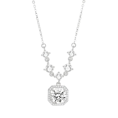 Moissanite Sugarcube Halskette – Elegante S925 Silberkette mit funkelndem Moissanit - Anhänger - AuraGleam