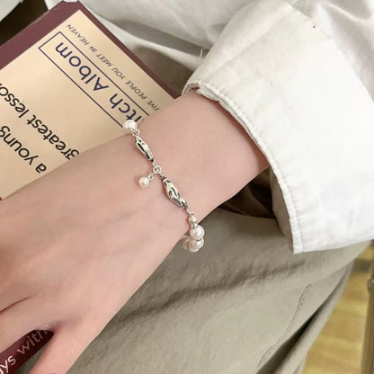 Mondfluss – 925er Silberarmband mit Perlen & Struktur - Elementen - AuraGleam